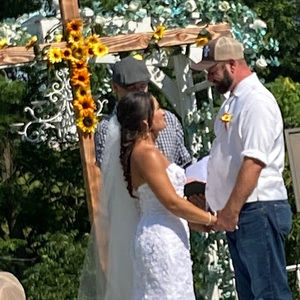 Meet your Posher, Holly